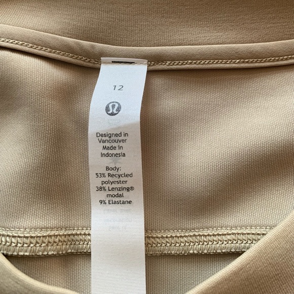 LULULEMON PERFECTLY OVERSIZED CROPPED CREW-TRENCH - Picture 10 of 13